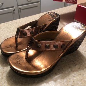 Red by Marc Ecko Womens sandals/wedges. New in box. Bronze. Size 8.